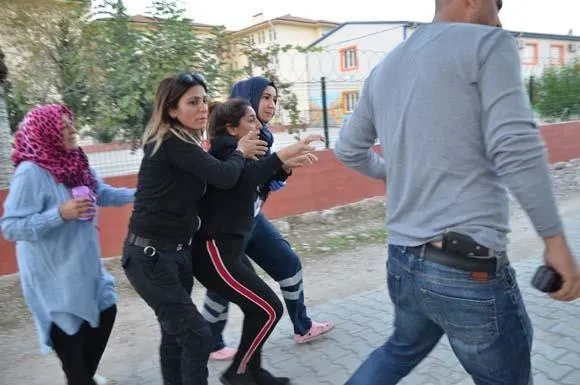 Adana'da yol verme kavgası kabusa dönüştü!-1