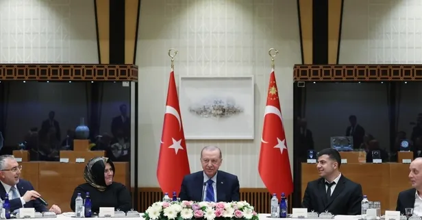 Başkan Erdoğan 1 Mayıs'ta emekçileri Külliye'de kabul etti: Türkiye Yüzyılı'nı emeğin ve alın terinin yüzyılı yapacağız