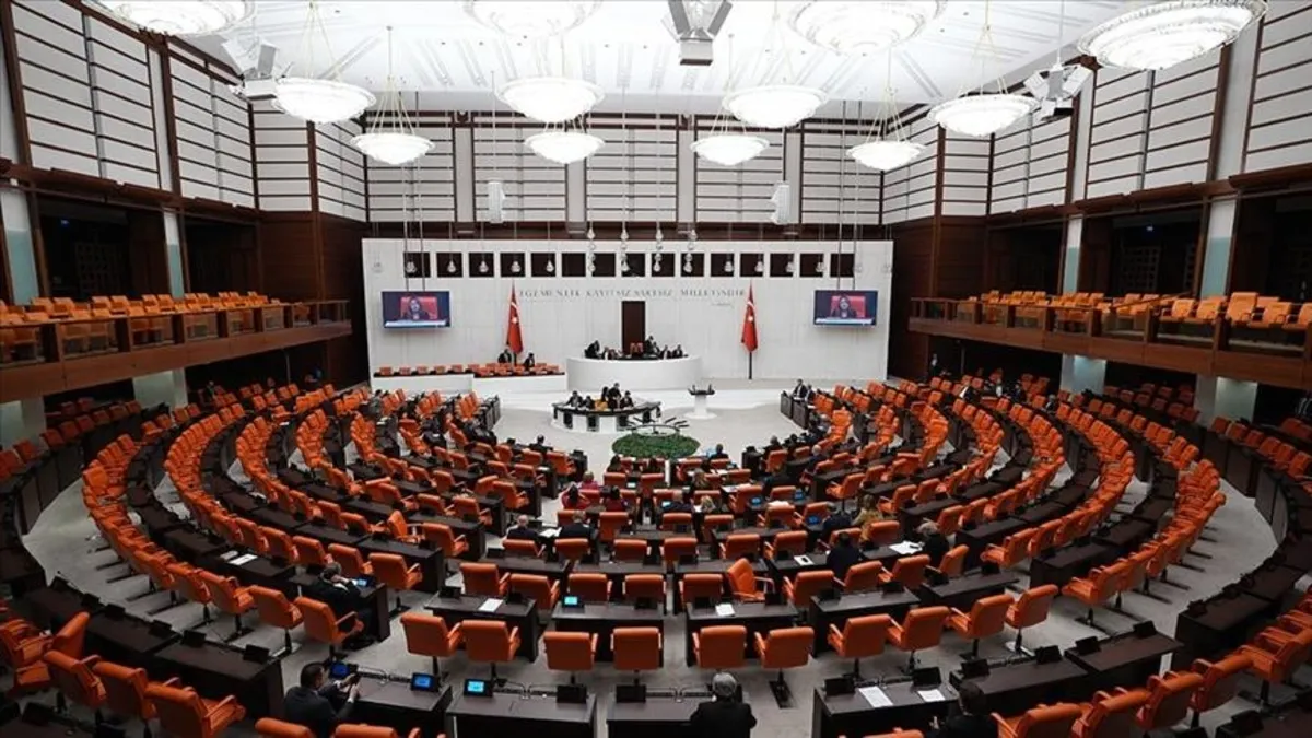AK Parti kanun teklifini TBMM'ye sundu! Doğum yardımı, biletsiz yolcu taşıyana ceza, DHMİ performans primi...
