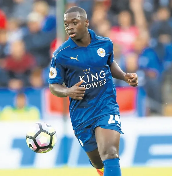 galatasaray-mendye-kancayi-takti-okan-buruk-senegalli-yildizin-transferine-sicak-bakiyor-1689888421328.jpeg Galatasaray Mendy'e kancayı taktı! Okan Buruk Senegalli yıldızın transferine sıcak bakıyor-3