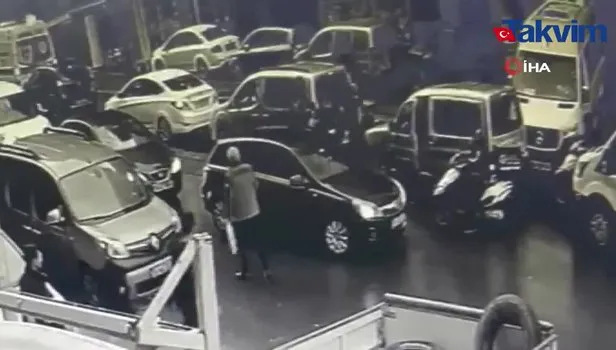 Trafikte yumruklu “yol verme” kavgası kamerada