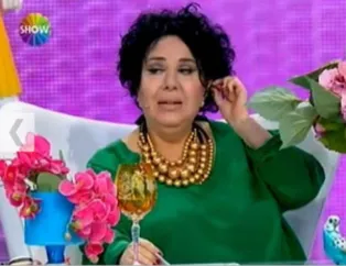 Nur Yerlitaş caps'leri