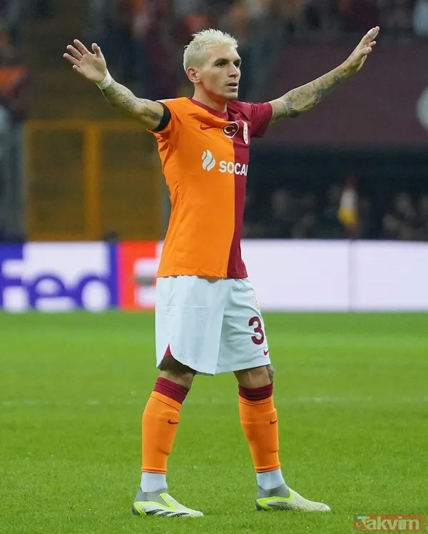 Torreira, çok konuşulan paylaşımlarına bir yenisini daha ekledi ve sevgilisiyle ev hallerini peş peşe yayınladı.