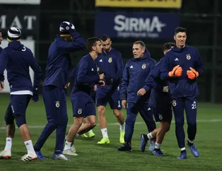 Fenerbahçe'nin BB Erzurumspor maçı ilk 11'i belli oldu! Ersun Yanal kadroyu belirledi