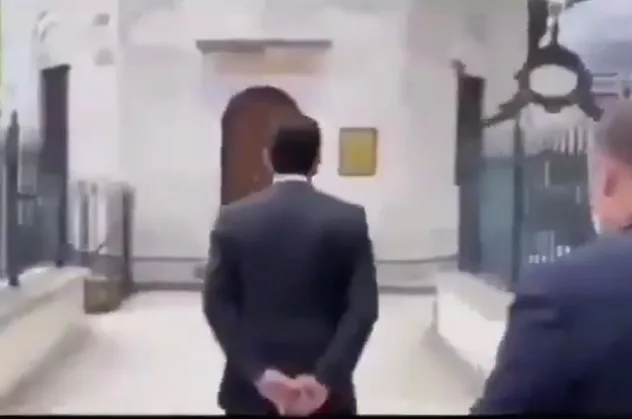 CHP’li İBB Başkanı İmamoğlu’nun ciddiyetsiz türbe ziyaretine tepkiler dinmiyor: Sanki İngiliz generali!