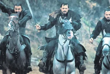 İzleyiciyi ekrana kilitledi