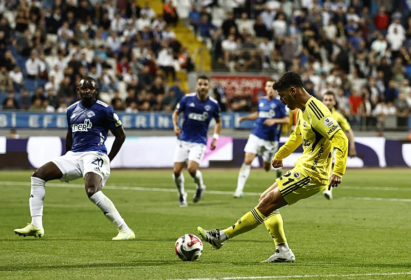 Fenerbahçe'de hedef zirve! Tedesco'dan stoper tercihi - 6