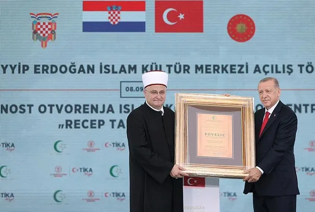 SON DAKİKA: Başkan Erdoğan'a Hırvatistan'da anlamlı ödül! Adının verildiği İslam Kültür Merkezi'ni açtı...-10