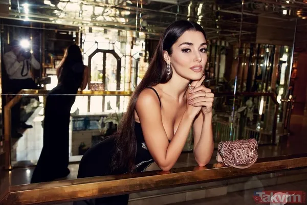 Hande Erçel kırmızılar içinde paylaştı! Arzu Sabancı’nın müstakbel gelini ayakkabılarının fiyatıyla dudak uçuklattı - 4