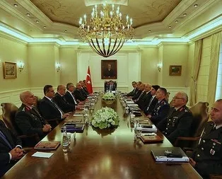 Başbakanlıkta sürpriz savunma toplantısı