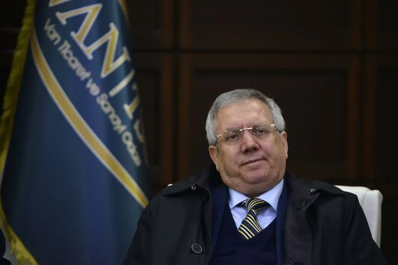 Fener yönetimi bekleme sürecinde