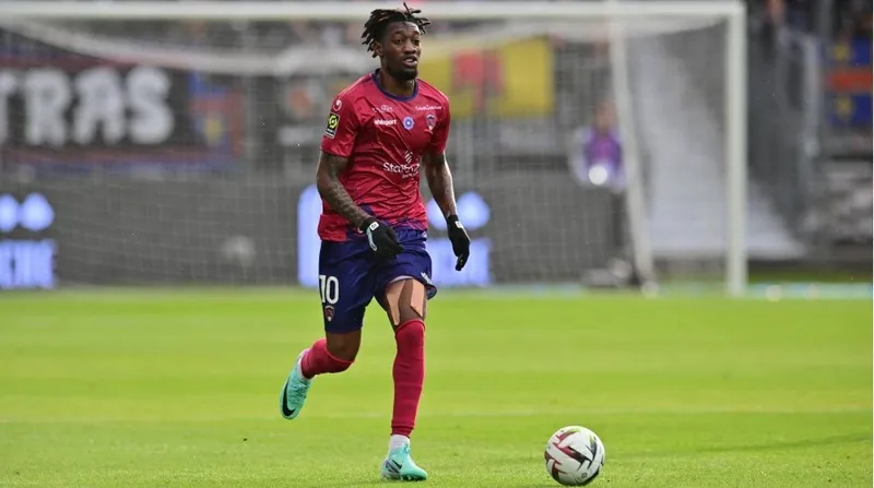 son-dakika-trabzonspor-transfer-haberi-yildiz-isimde-sona-yaklasildi-ilk-mesaj-geldi-1714716563661.jpg Son dakika Trabzonspor transfer haberi: Yıldız isimde sona yaklaşıldı… İlk mesaj geldi!-9