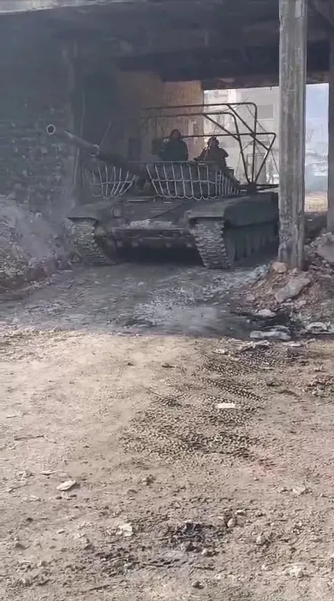 1767854441709.jpeg Şam SDG'yi vurdu ses Barzanilerden geldi! "Kuzu postundaki çakal" renk verdi: Mesud Barzani elebaşı Abdi'ye siper oldu-1