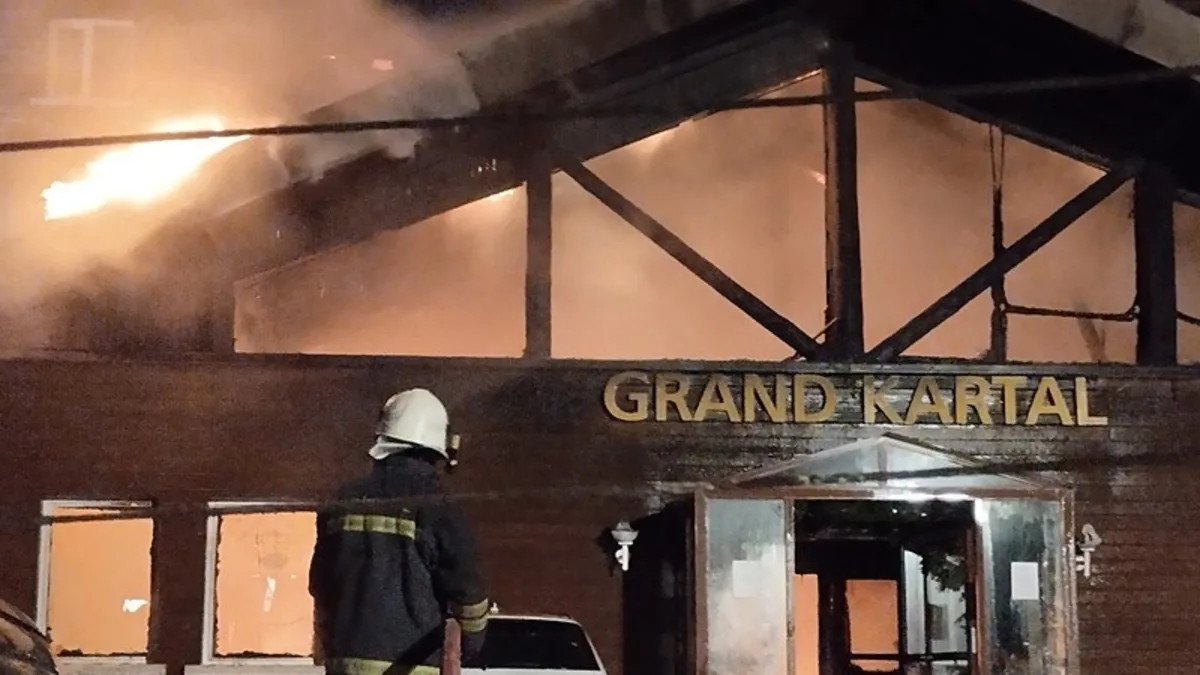 Grand Kartal faciasının ardından yeni gelişme! Halit Ergül'ün ruhsatsız lojmanı yıkıldı