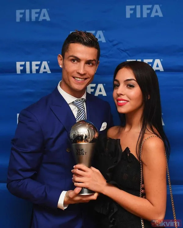 Georgina Rodriguez’den Cristiano Ronaldo’ya karat karat “evet” | Nişan yüzüğünü görenler şoke oldu: İşte devasa tektaşın bedeli… - 2