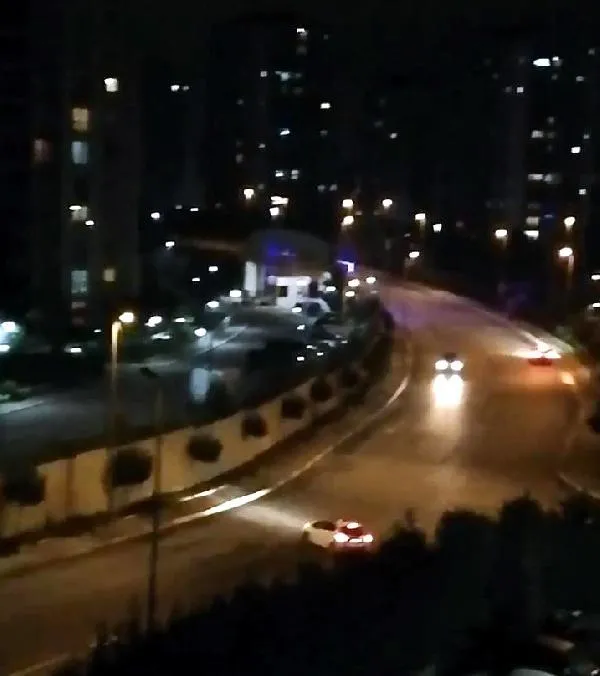 Avcılar'da bir magandanın kısıtlama zamanı boş yolda yaptığı drift cep telefonu kamerasına yansıdı-1