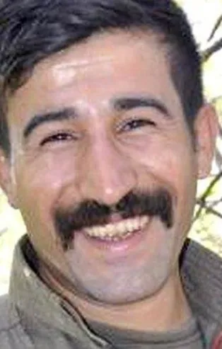 PKK'lı terörist hendeklerden kaçtı SİHA’dan kaçamadı: Ramazan Aslan 6 teröristle birlikte etkisiz hale getirildi