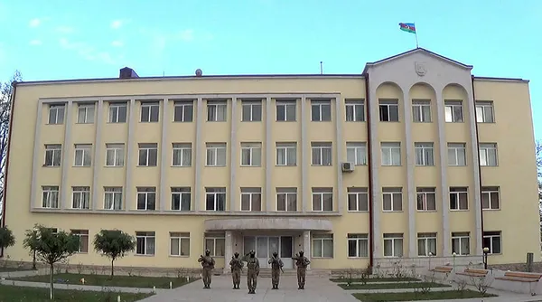 azerbaycanin-isgalden-kurtardigi-susada-28-yil-sonraezan-i-muhammedi-okundu-1605117757816.jpg Azerbaycan'ın işgalden kurtardığı Şuşa'da 28 yıl sonra Ezan-ı Muhammed'i okundu-6