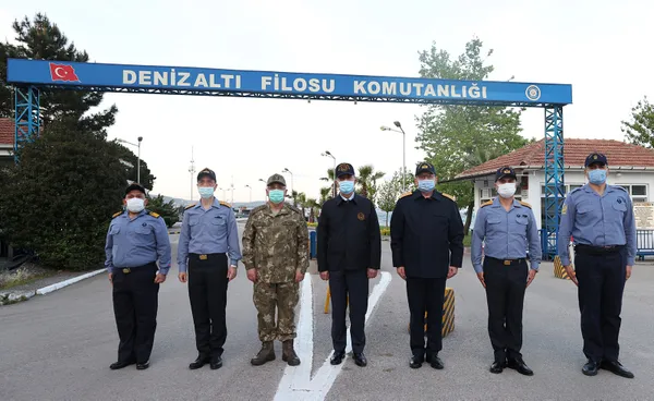 son-dakika-milli-savunma-bakani-hulusi-akar-pence-yildirim-ve-pence-simsek-operasyonlarinda-etkisiz-hale-getirilen-terorist-sayisi-68-oldu-1620199500328.jpg