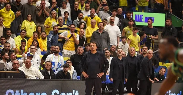 Ergin Ataman'dan İsrailli taraftarların alçak hakaretlerine tepki: "Geldim yine geleceğim"