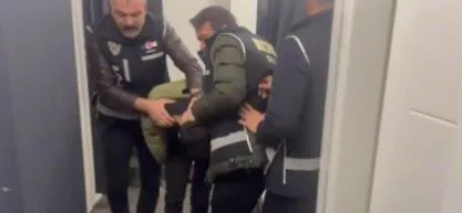 icisleri-bakani-ali-yerlikaya-duyurdu-bursada-es-zamanli-operasyon-3-ayri-suc-orgutu-cokertildi-1708756492066.jpeg İçişleri Bakanı Ali Yerlikaya duyurdu! Bursa'da eş zamanlı operasyon! 3 ayrı suç örgütü çökertildi-3