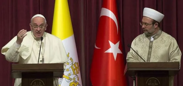 Müslümanlığa saygısızlık ediliyor