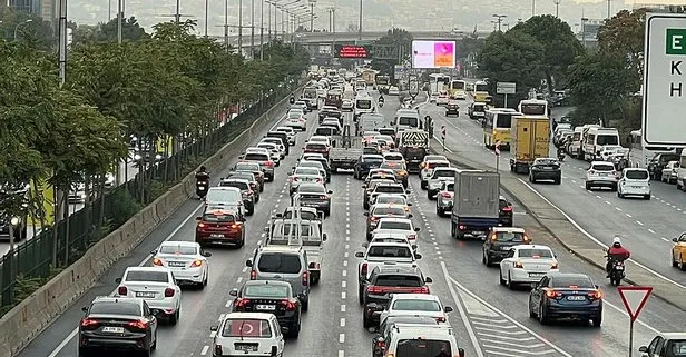 Son dakika: İstanbul’da trafik yine kilit! Yüzde 65’lere ulaştı! | İstanbul trafik yoğunluğu
