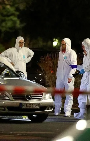 Son dakika:  Almanya'nın Hanau kentinde silahlı saldırı! Saldırganın görüntüleri ortaya çıktı