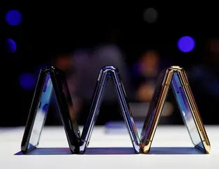 Samsung Galaxy Z Flip görücüye çıktı! İşte Samsung Galaxy Z Flip fiyatı ve özellikleri