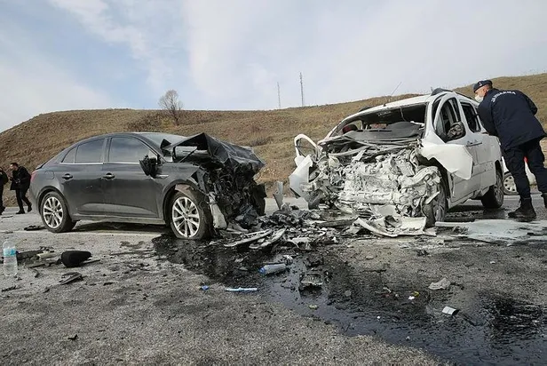Son dakika: İmranlı Belediye Başkanı Murat Açıl trafik kazasında hayatını kaybetti-4