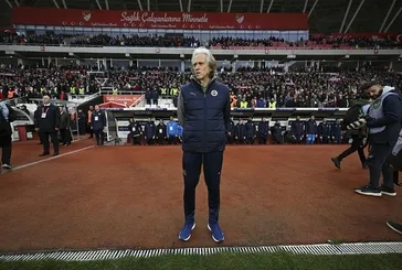 Fenerbahçe’den 4 transfer birden!