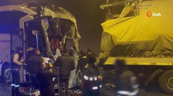 osmaniyede-felaket-tunel-icinde-yanan-arac-zincirleme-kazaya-neden-oldu-olu-ve-yaralilar-var-1706997535411.jpeg Osmaniye'de felaket! Tünel içinde yanan araç zincirleme kazaya neden oldu! Ölü ve yaralılar var-5