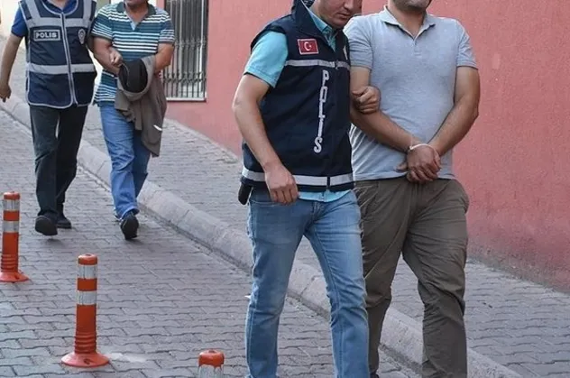 Bodrum'da zehir ticaretine 4 gözaltı