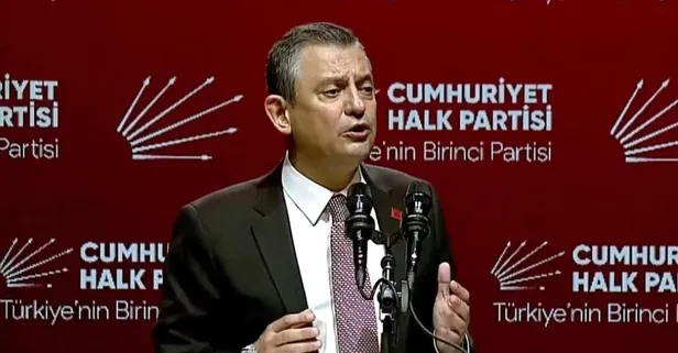 Özgür Özel'den CHP tüzük kurultayında 'anormal' sözler! Her şey tabanın gazını almak için... "Erdoğan'ı kabul ettim"