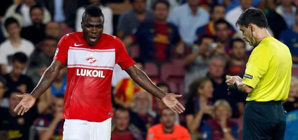 Emenike ’gelirim’ dedi ama Spartak yanaşmıyor