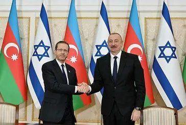 İsrail Cumhurbaşkanı Herzog Azerbaycan'da! İki ülke arasında imzalar atıldı