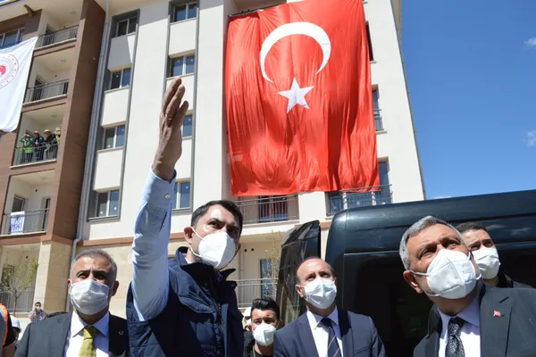 son-dakika-cevre-ve-sehircilik-bakani-murat-kurum-kanal-istanbul-icin-planlamalari-yaptik-1619876142459.jpg SON DAKİKA: Çevre ve Şehircilik Bakanı Murat Kurum: Kanal İstanbul için planlamaları yaptık-2