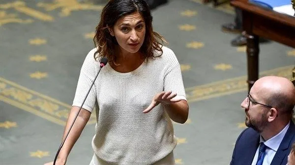 Belçikalı Bakan Zuhal Demir bu kez Türkçe derslerini hedef aldı-1