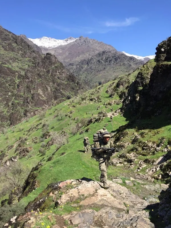 TSK fotoğrafları paylaştı! İşte Kuzey Irak'taki Türk komandoları...-3