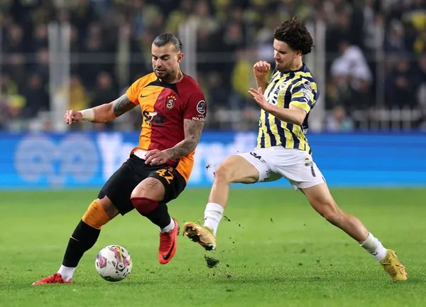 abdulkerim-bardakci-atti-galatasaray-taraftari-fenerbahceyi-tiye-aldi-joao-pedro-gondermesi-1675331196640.jpeg Abdülkerim Bardakcı attı Galatasaray taraftarı Fenerbahçe'yi tiye aldı! Joao Pedro göndermesi-4