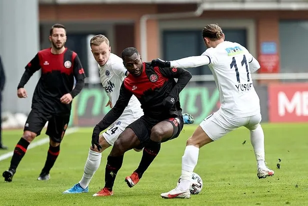 Kasımpaşa'da 5 gollü müthiş maç! | Kasımpaşa: 3-2 Fatih Karagümrük (Maçın özeti ve golleri)-5