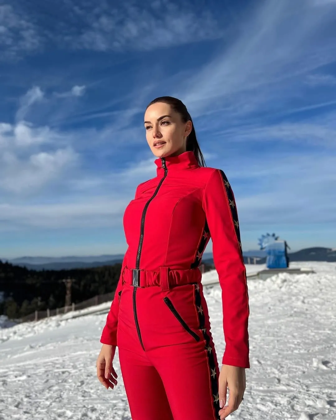 Kuruluş Osman’ın başrolü Burak Özçivit’in baldızlarına bakın! Fahriye Evcen’in kardeşleri "Güzellik genetik" dedirtti - 5