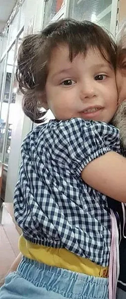 soluk-borusuna-ekmek-kacan-2-yasindaki-kiz-cocugu-kurtarilamadi-1603716367947.jpg Soluk borusuna ekmek kaçan 2 yaşındaki kız çocuğu kurtarılamadı-2