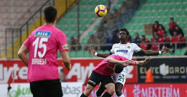 Ev sahibi Alanya Kasımpaşa'ya acımadı | Alanyaspor 3-0 Kasımpaşa