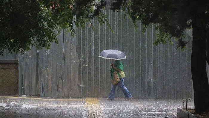 istanbul-icin-alarm-meteorolojiden-9-il-icin-sari-kodlu-uyari-kar-yagacak-mi-hava-durumu-1705730069788.jpeg İstanbul için alarm! Meteorolojiden 9 il için sarı kodlu uyarı... Kar yağacak mı? | HAVA DURUMU-6