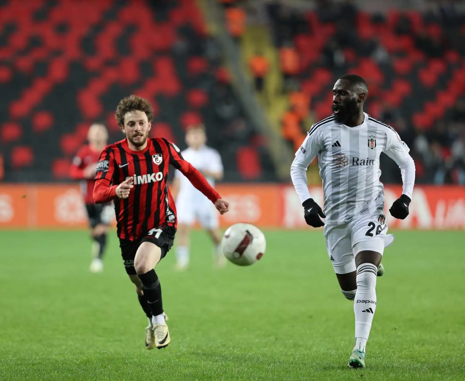 Beşiktaş'ta ilk ayrılık kesinleşti! Büyük operasyon yolda - 3