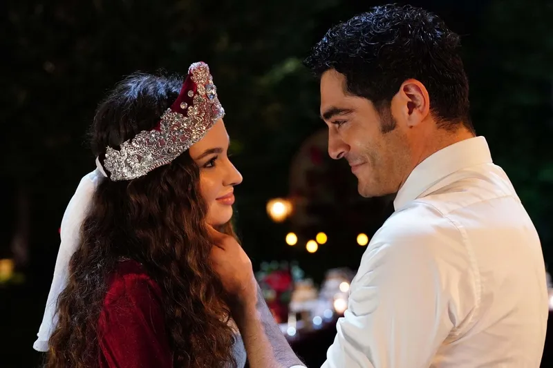 bir-gece-masalinin-mahiri-burak-deniz-zeybekteki-hunerlerini-sergiledi-1729859785873.jpg (Kaynak: ATV)