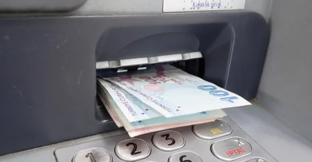 Bayram ikramiyesinde 4'lü formül! Emekliler ne alacak? Masaya neler gelecek?