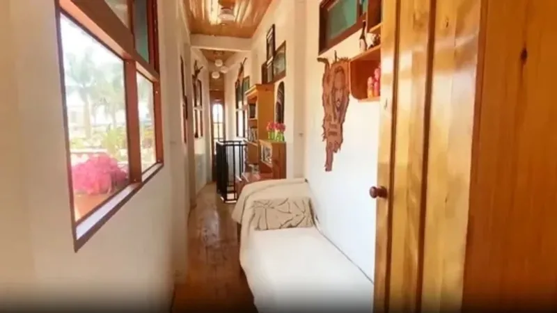 icine-girmek-cesaret-ister-63-cmlik-dunyanin-en-dar-evi-guinnesse-aday-1775311197968.jpg İçine girmek cesaret ister: 63 cm'lik dünyanın en dar evi Guinness’e aday-3