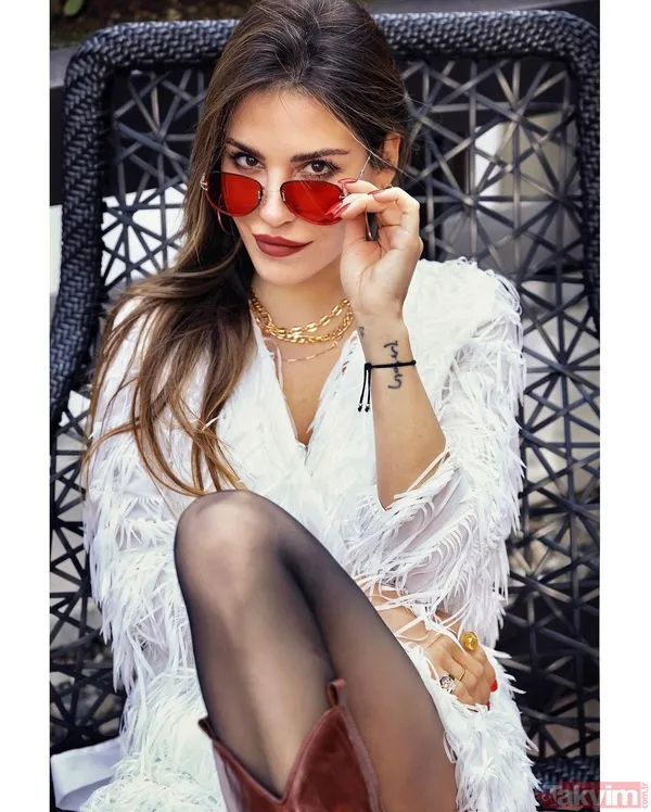 38’lik Yağmur Ünal’dan sevgilisiyle romantik paylaşım! Yeşilçam’ın Sultan’ı Türkan Şoray’ın takibe aldığı müstakbel damadı bakın kim... - 6